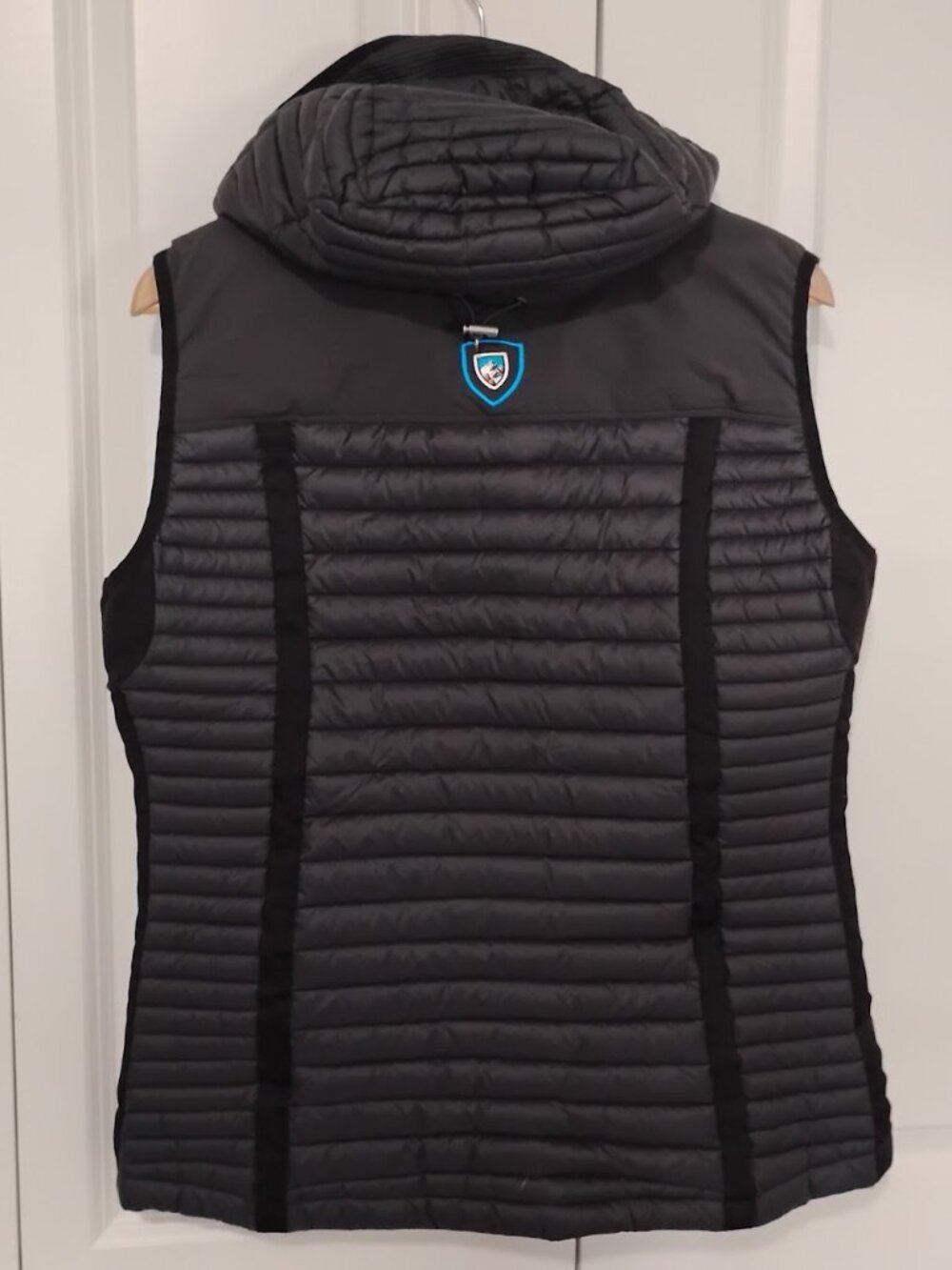 Kuhl Women's Black Sleeveless Hooded Insulated Projekt Puffer Vest Size M - Picture 2 of 4